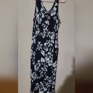 Black and White Floral Maxi Split Dress 2XL With Pockets
